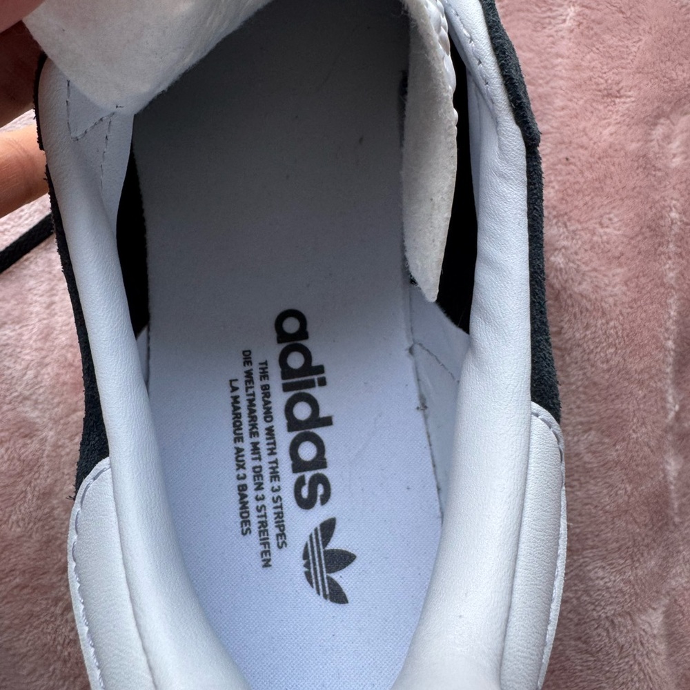 Adidas Black and White Sneakers Iconic Design - Picture 8 of 9